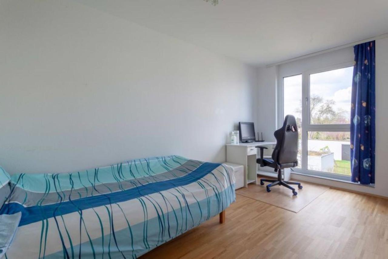 Privat Zimmer Richtung Messe Hannover Esterno foto