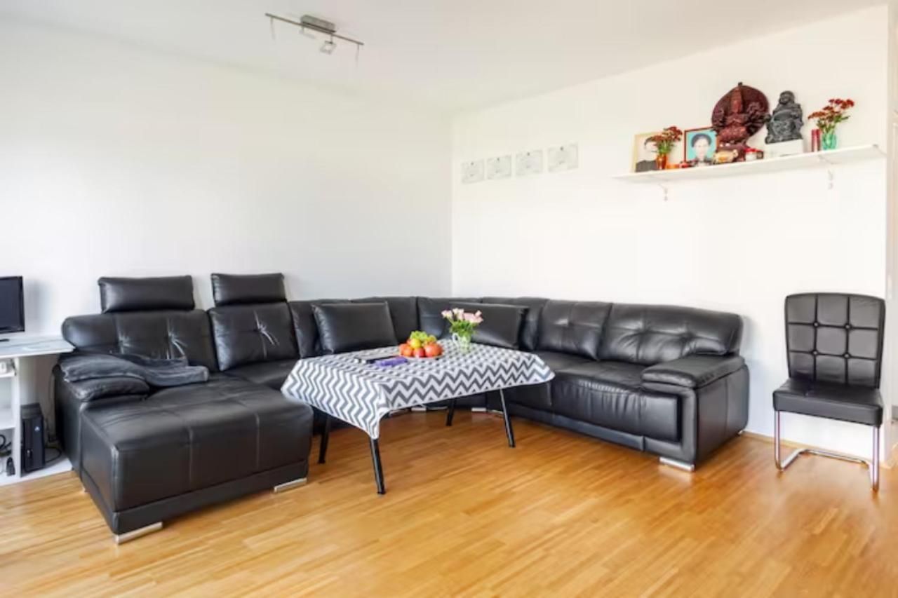 Privat Zimmer Richtung Messe Hannover Esterno foto